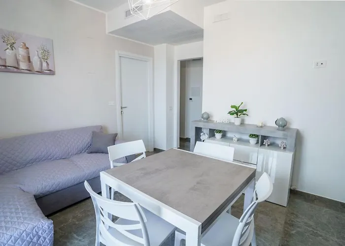 White & Grey לינה וארוחת בוקר Supersano