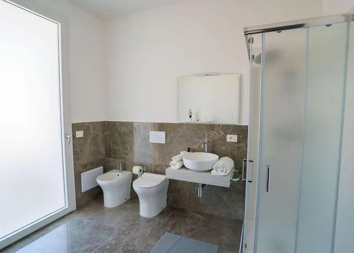 White & Grey 3* Supersano