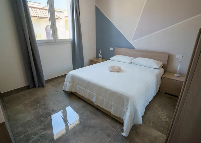 לינה וארוחת בוקר White & Grey Supersano